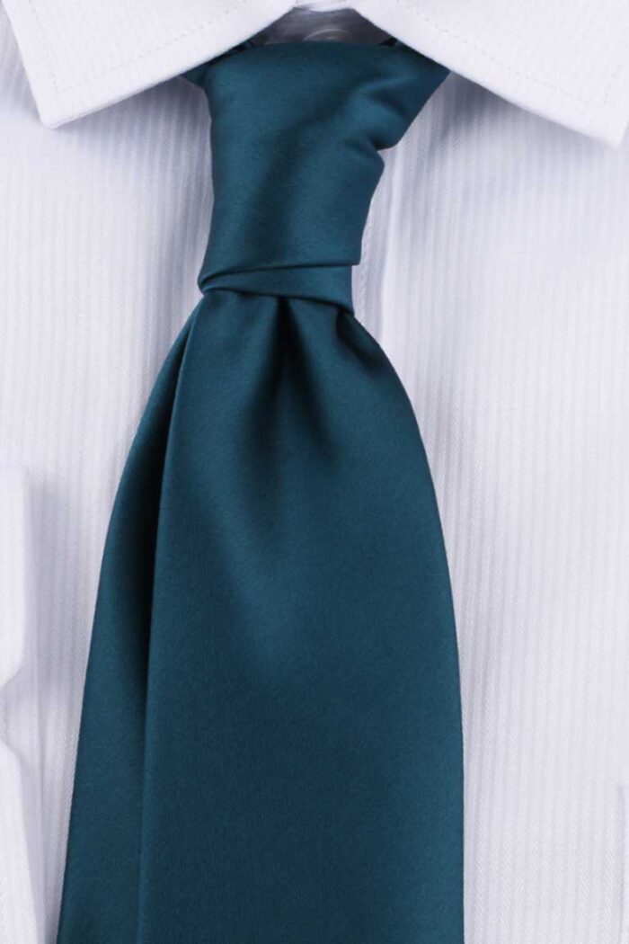 ACC_C04L-013Corbata Satinada Azul Petróleo